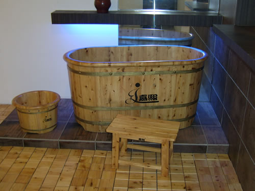 �D������ľͰ �c(di��n)���ɷŴ�