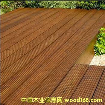 �D��������ľ����� �c(di��n)���ɷŴ�