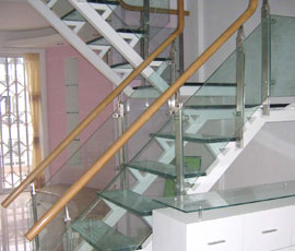 �p������018��Ԕ����B