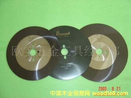 �W�ޡ��ʹ�ROYAL��������Ƭ��Ԕ��(x��)��B