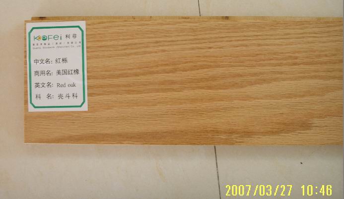 �t����ľ��(f��)�ϵذ�