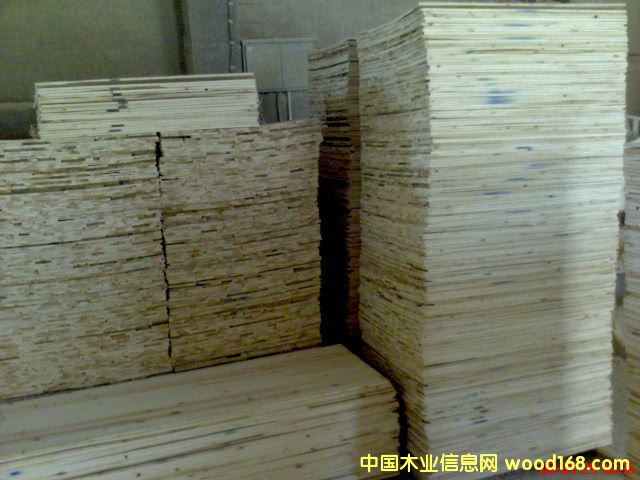 ���b���Ʒ��