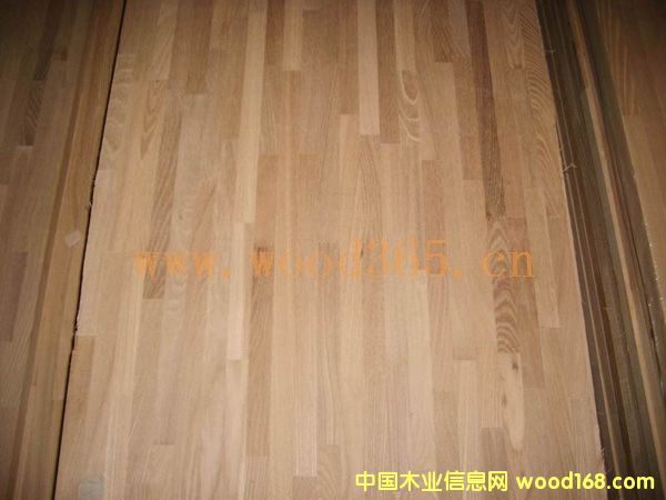 �t���X���ɲĵ�Ԕ��(x��)��B