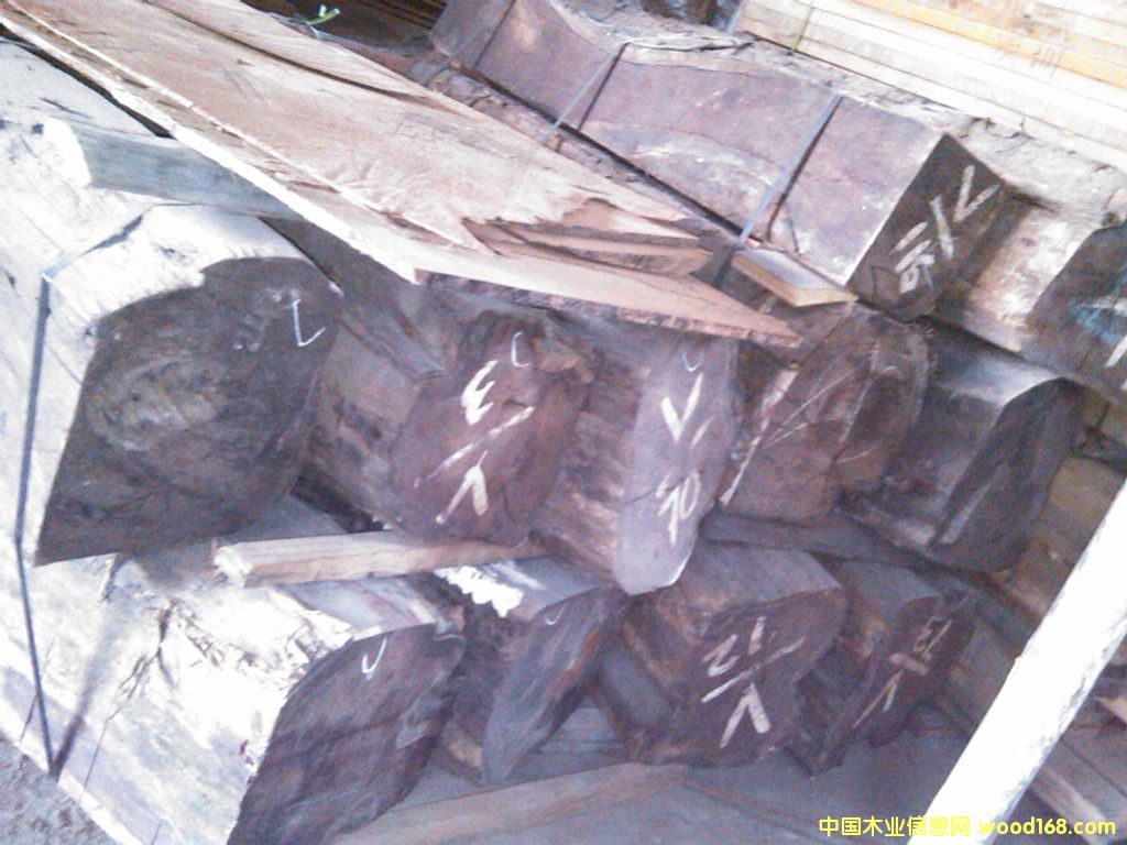 老撾大紅酸枝的詳細(xì)介紹