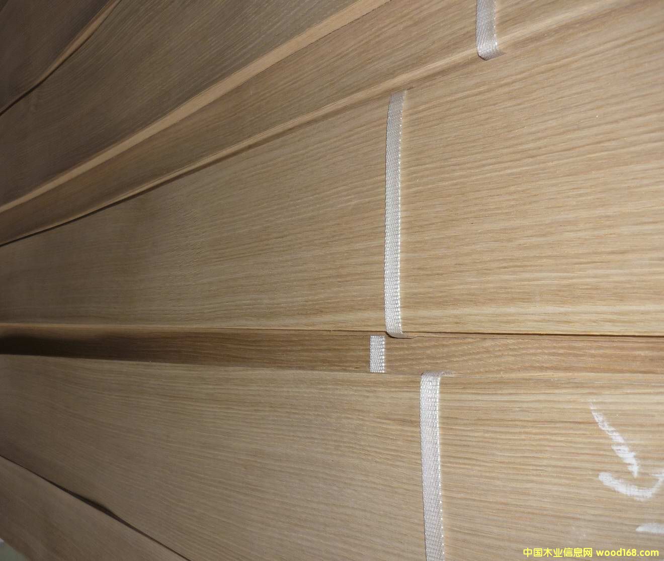 0.5����ֱ�y��Ԕ����B