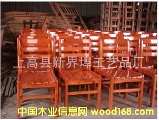 ��ľ����