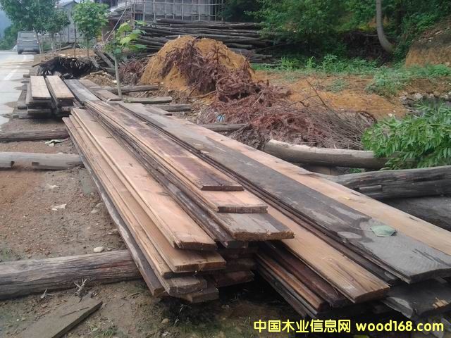 �f��ľ�ǰ�