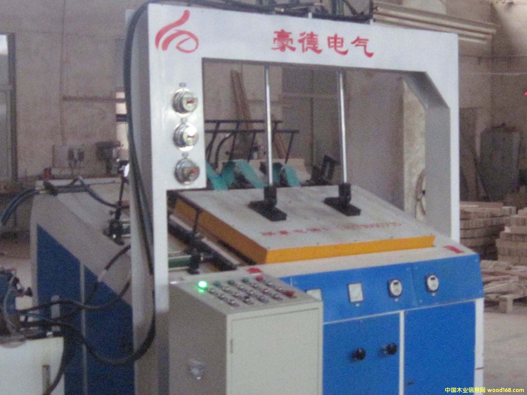 ʯ���fС�͸��lб��ƴ��C��Ԕ����B