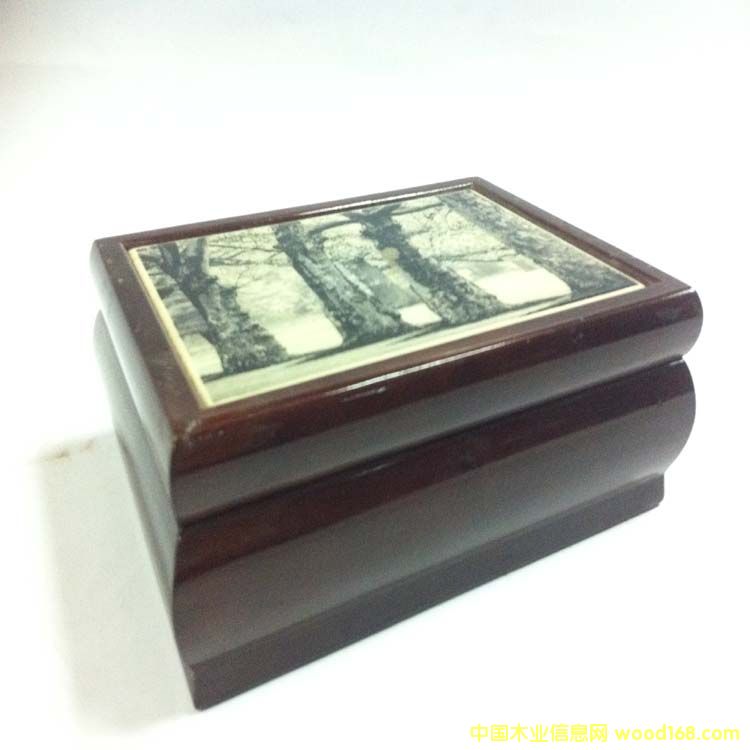 �߶˴��ľ���錚���b��A��Ԕ����B