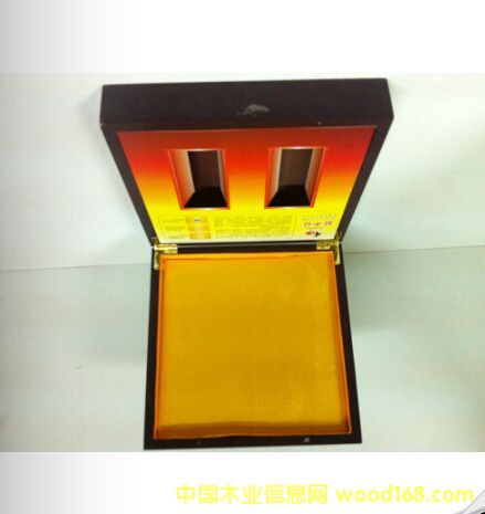 [��] �S��ֱ�N�YƷ���bľ��