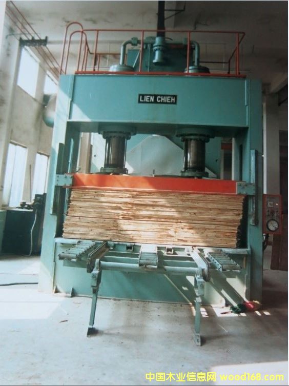 �ձ����_���B�Y(ji��)LC��500���䉺�C(j��)