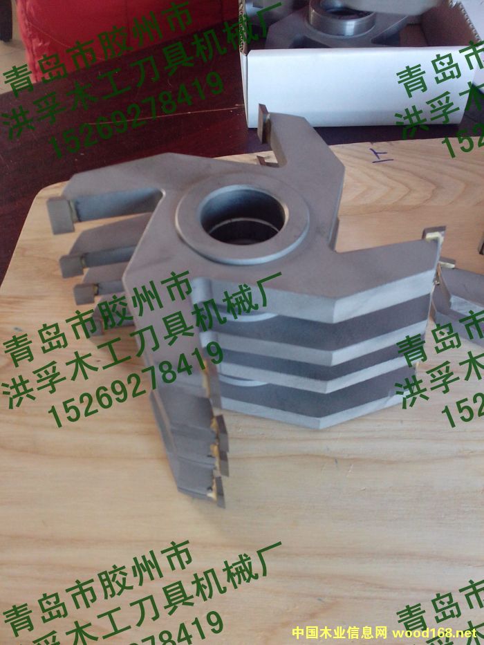 ���u���z���к���ľ�����ߙC(j��)е�S�Wʽ���M�ϵ�