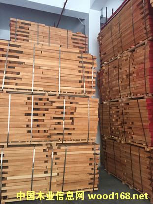 [��] AB���W���M�ڙ�ľ����0.3-0.8M