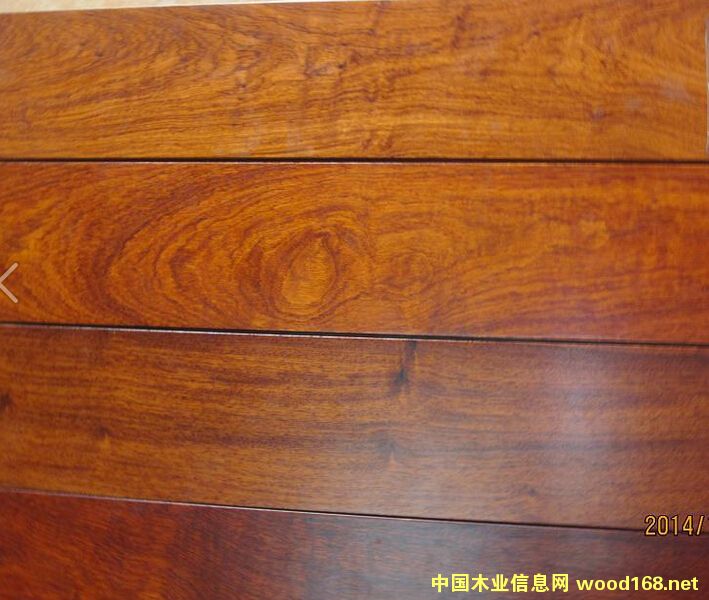 �����㻨�挍(sh��)ľ�ذ�