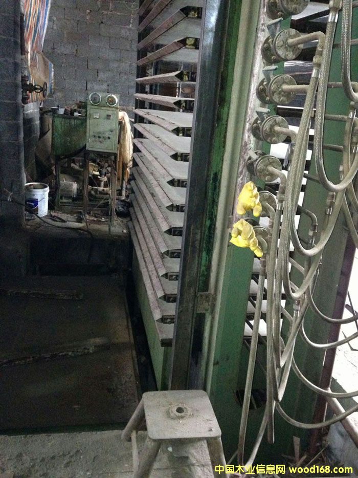 18��ľģ�����a(ch��n)��