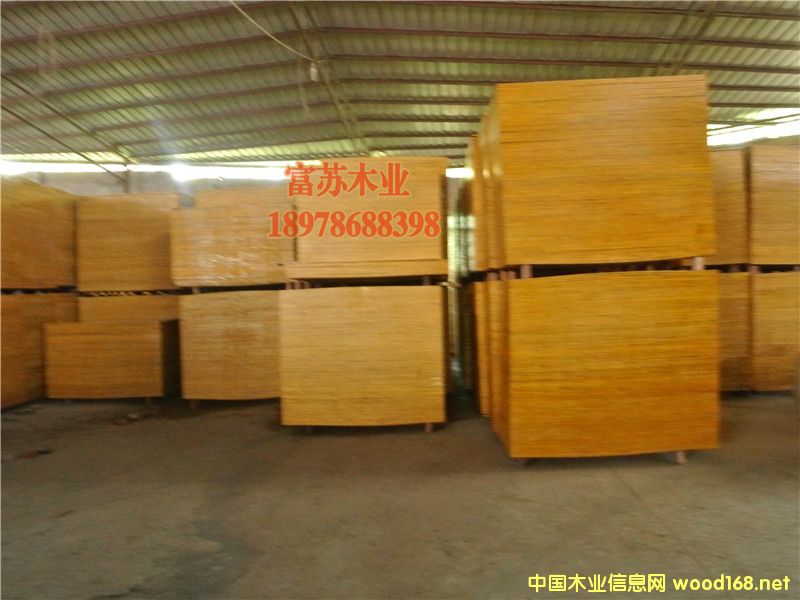 �пڱ��ďV���z�ϰ壬�z�ϰ�S��ֱ�N(xi��o)��Ԕ��(x��)��B