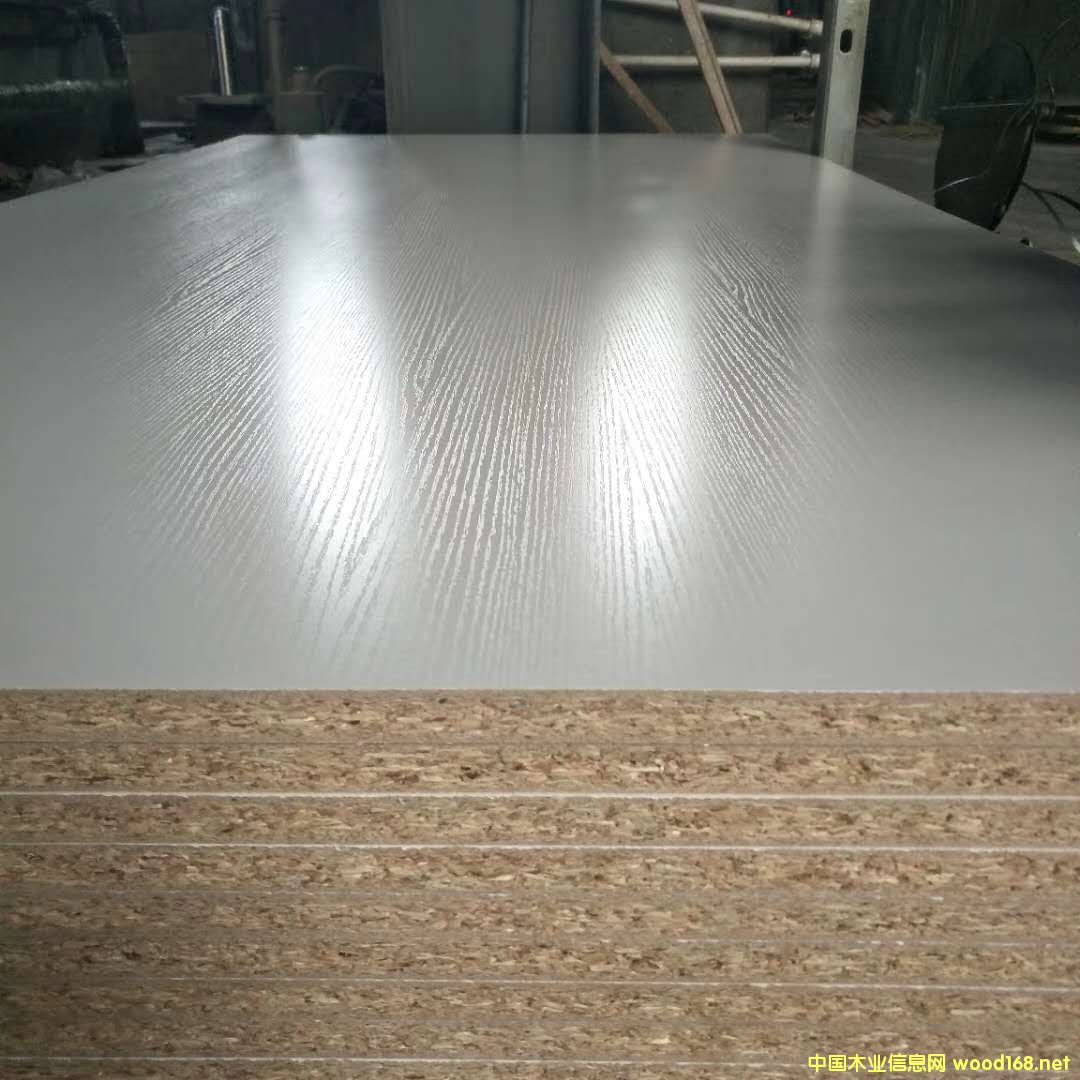 [��] �N���ٻ���ӹ��S 18mm�w����