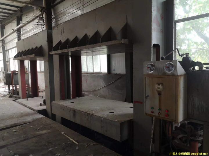 �A(y��)���C(j��)