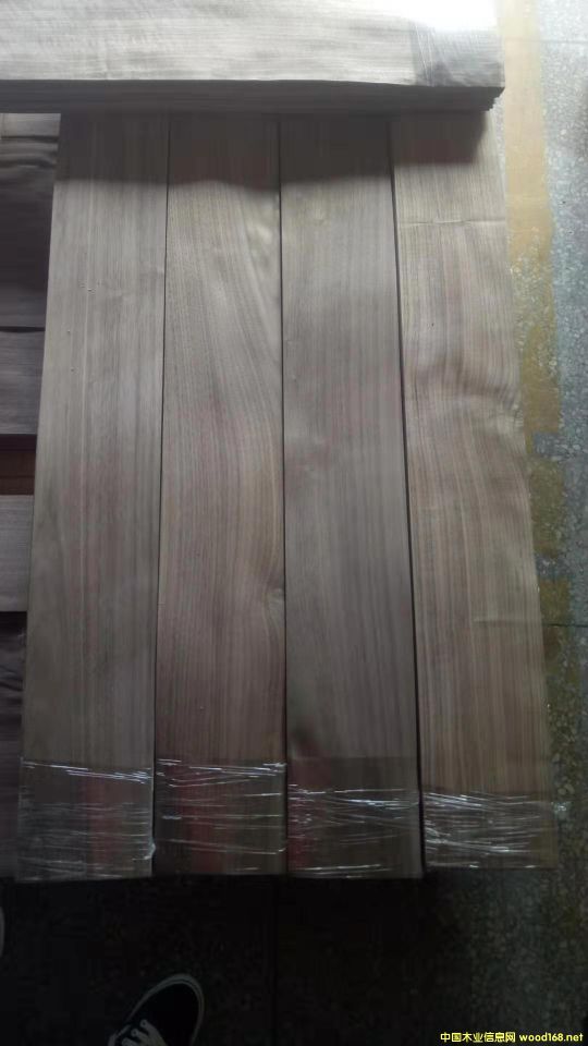 [��] 0.6�ں���AB