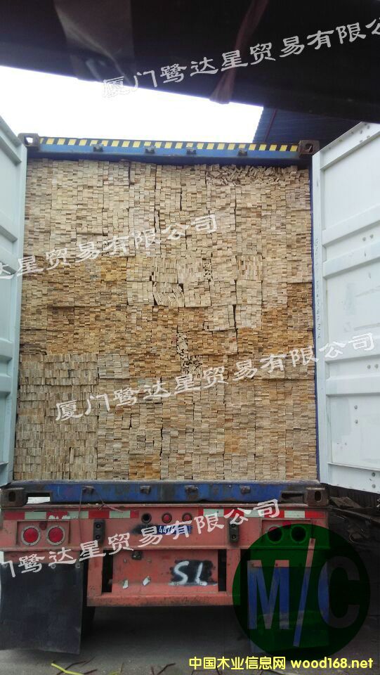 �R���חl��