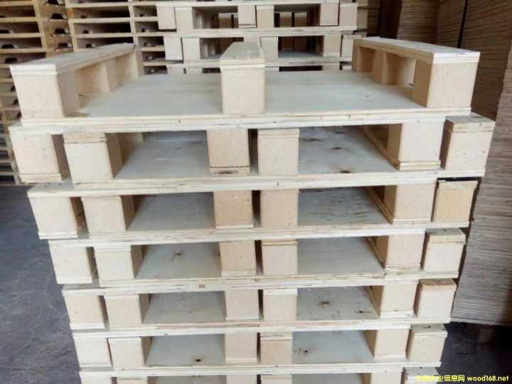 ��Ѭ��ľ�бP